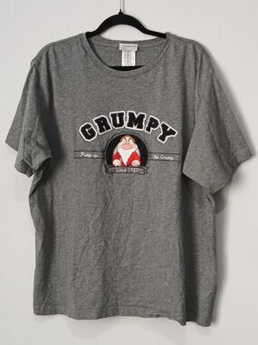 Walt Disney Grumpy "Pump Up The Grump" Vintage Tee. Grey. Embroidered. Men Sz XL